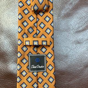 David Donahue 100% Silk Tie